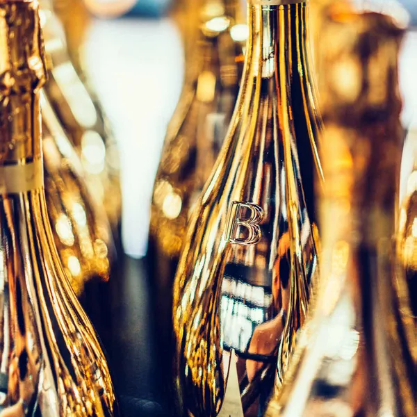 イタリアのスパークリングワイン「BOTTEGA GOLD」POP UP開催の案内に掲載された画像