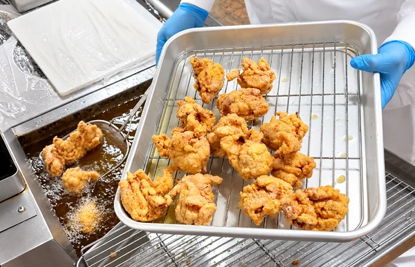 栃木県産「那須どり」を使用。食べ応えとジューシーさにこだわった唐揚げを開発に掲載された画像
