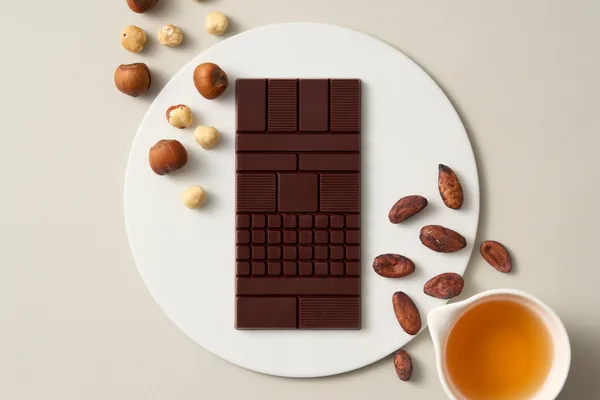 「口どけを突き詰めた板チョコレート」の節に掲載された画像