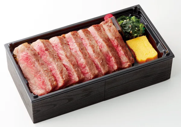 前沢牛サーロインステーキ三種弁当（1折） 3,501円 ※各日15折限り