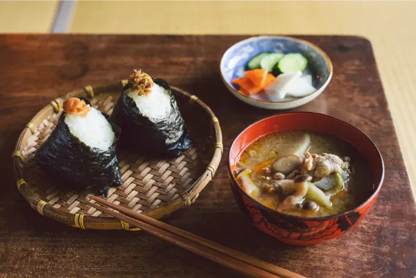 「提供メニュー（一部）」の見出しに掲載された画像
