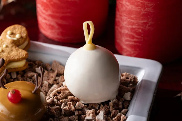 マンゴーと杏仁のクーゲル