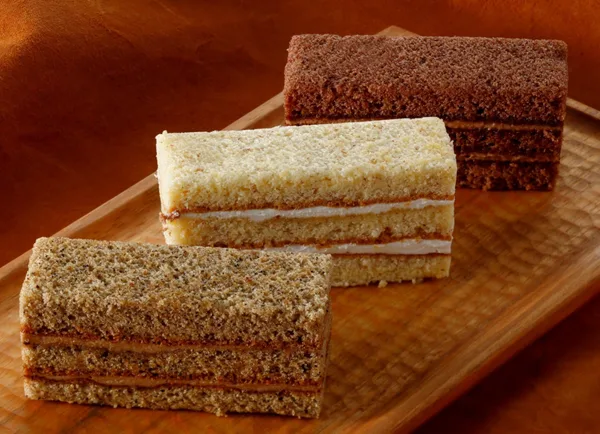 バウムケーキの切り落とし
