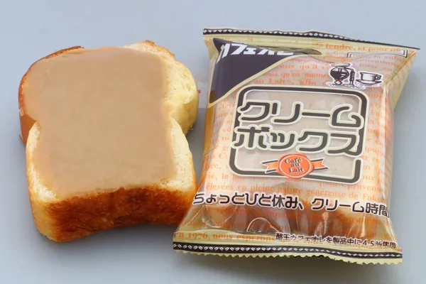 10月25日(日) 酪王カフェオレクリームボックス