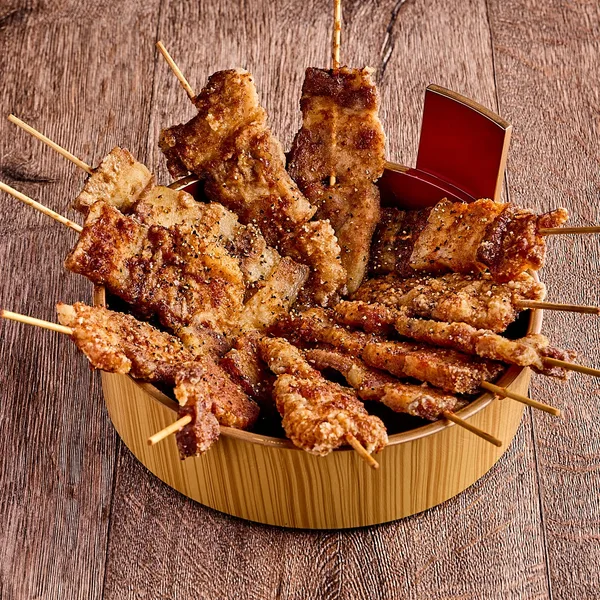 バリとん焼き 黒 1本150円(税込165円)