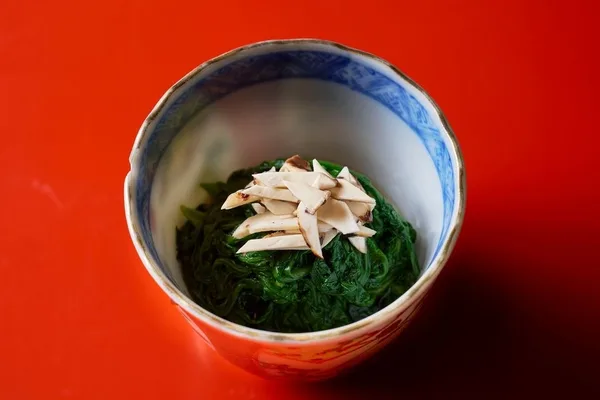 菊菜と松茸のお浸し