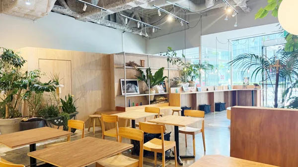 SR Coffee Roaster（日本橋兜町店）
