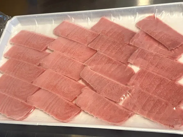 本マグロの中トロ（12g）