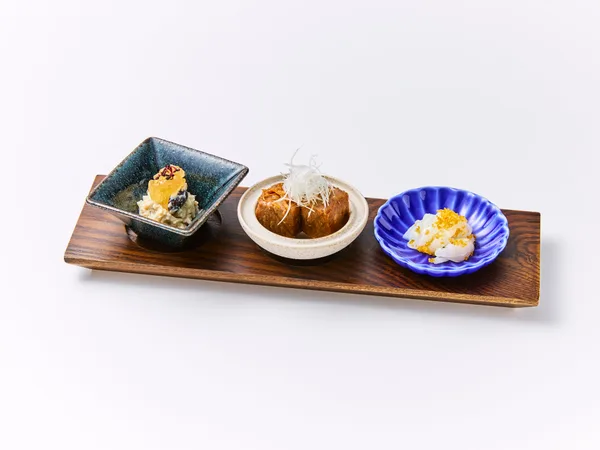 恵比寿店限定 息子セット(三種きのことガリの白和え/熟撰ビール仕込み やま幸まぐろの角煮/ 江戸前仕込みからすみいか)