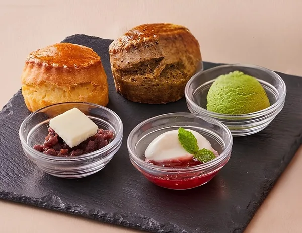 「かんみこより」自家製あんことスコーンのセット(ドリンクセット)2,480円