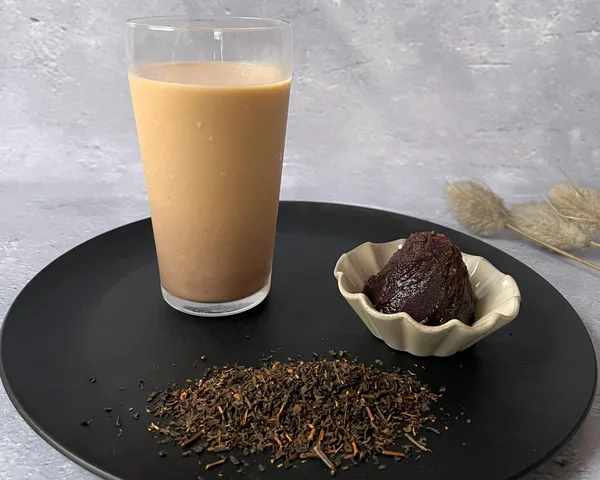 和紅茶専門店 レインブラントティーの和紅茶あんこチャイ(1杯)781円