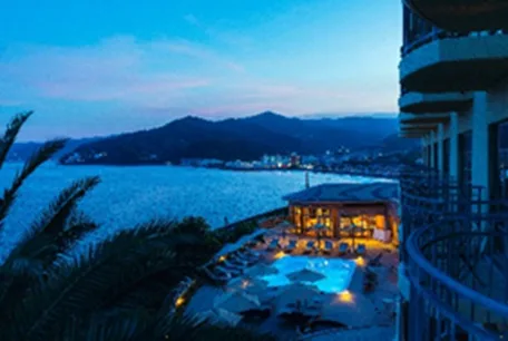 HOTEL SWAY yugawara の冬の宿泊プランの節に掲載された画像（1点目）